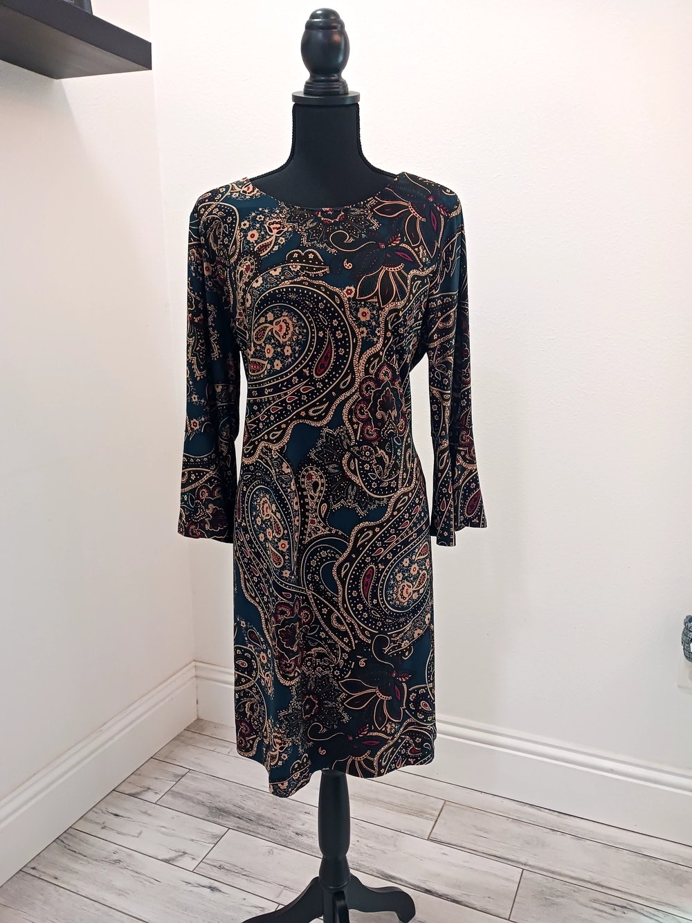 Tommy Hilfiger Green Paisley-Print Long-Sleeve Dress with Warm Accents